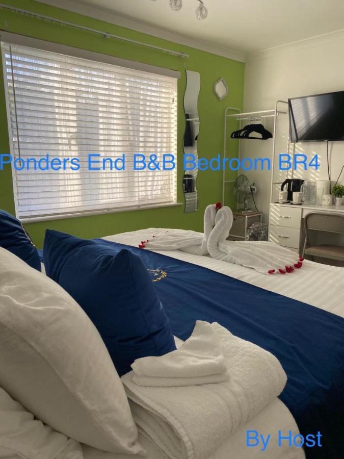 ニューポート Ponders End Bed & Breakfast エクステリア 写真